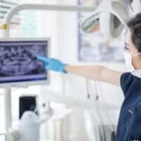 Dental radiogram on screen